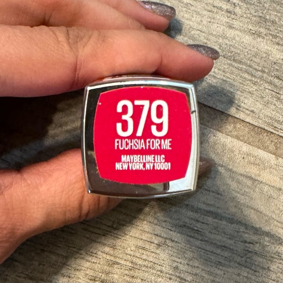 Maybelline "Fuchsia For Me" lipstick - Picture 3 of 11